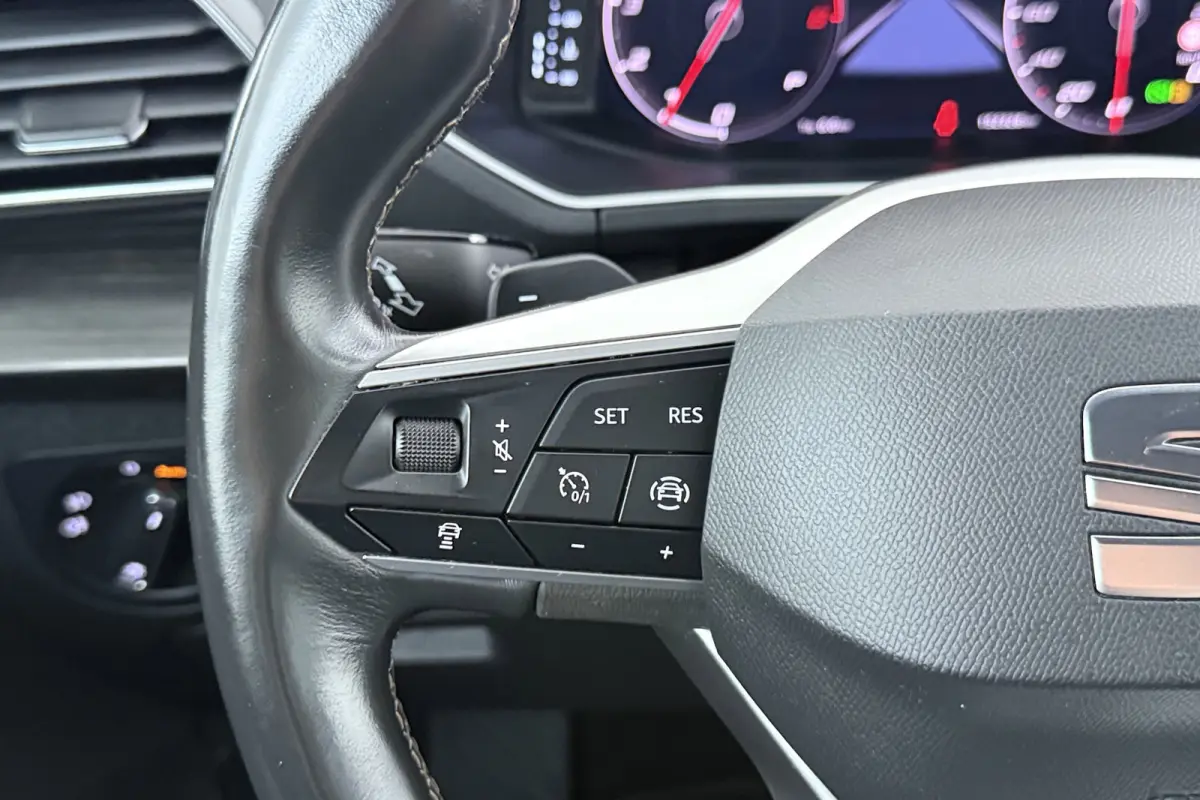 1.5 TSI FR 7p. | Trekhaak | CarPlay | Digital Cockpit | Stoelverwarming V+A | 360 Camera | Adap. Cruise |
