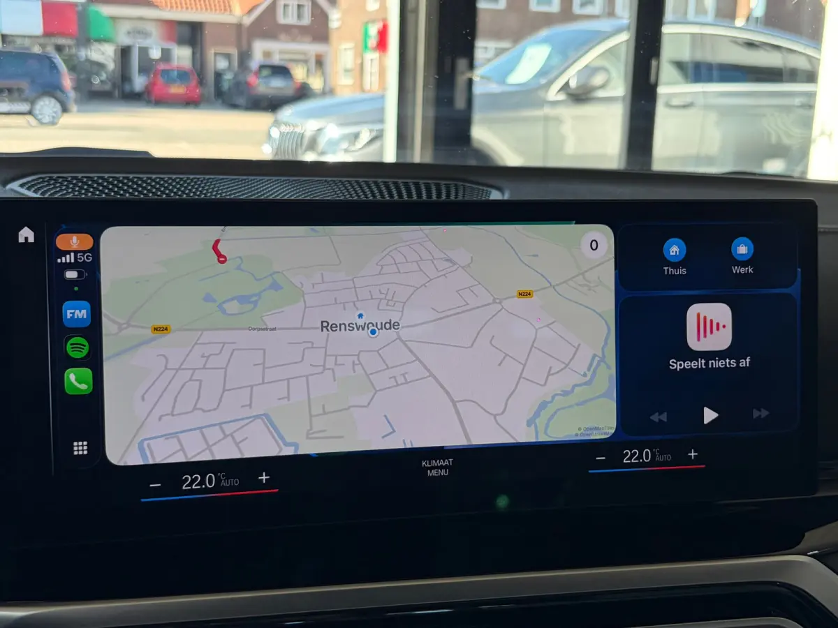 EDrive40 High Executive 84 kWh, NL-auto, SOH 96.6%, Lederen bekleding, Laser Lights,M-Stuur