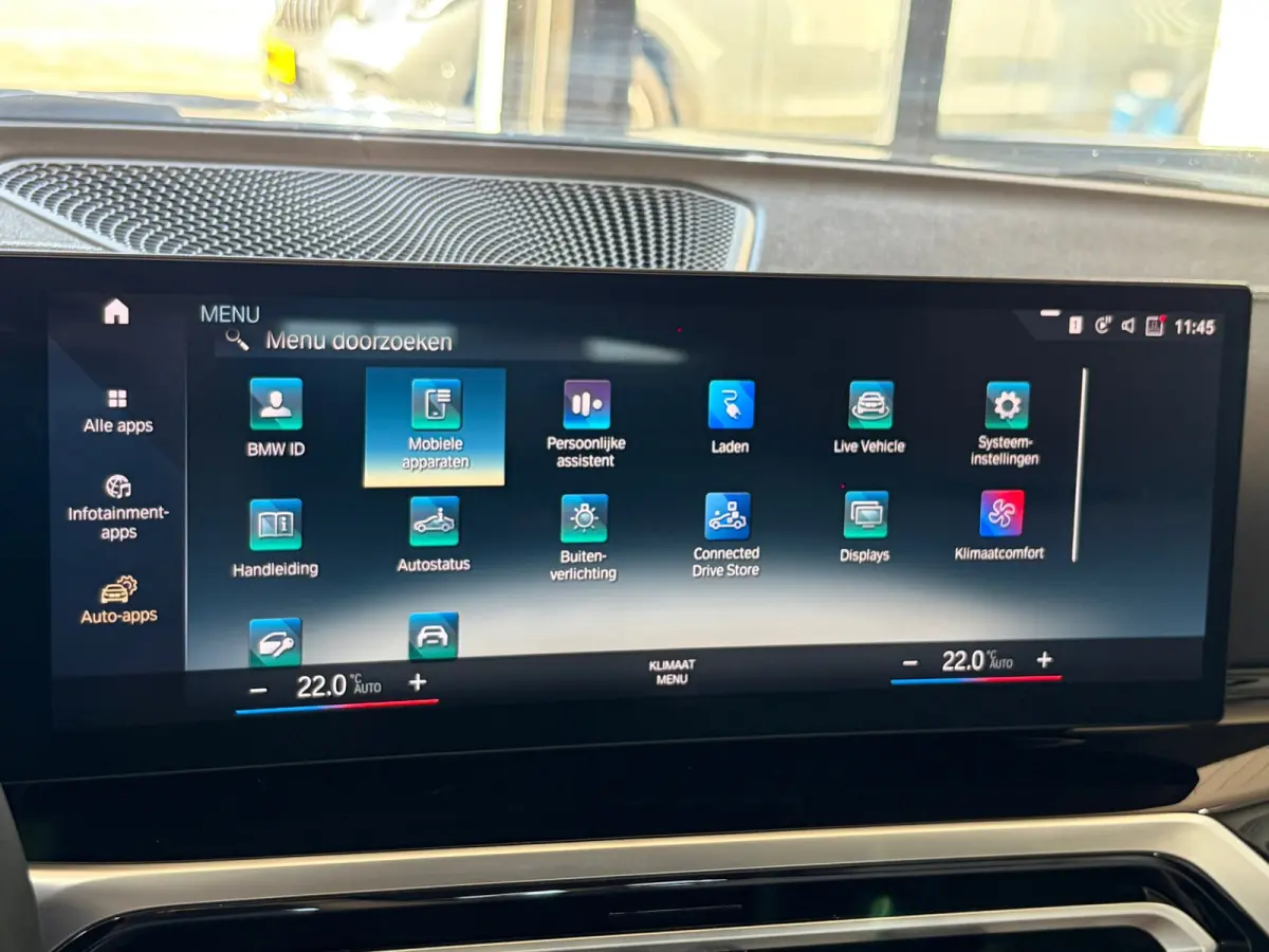 EDrive40 High Executive 84 kWh, NL-auto, SOH 96.6%, Lederen bekleding, Laser Lights,M-Stuur