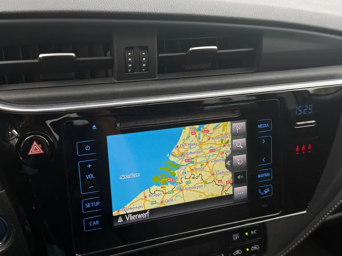 1.8 Hybrid Dynamic Navi|Camera|Dealer onderhouden