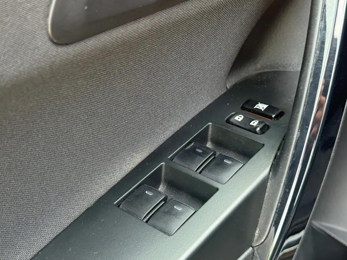 1.8 Hybrid Dynamic Navi|Camera|Dealer onderhouden