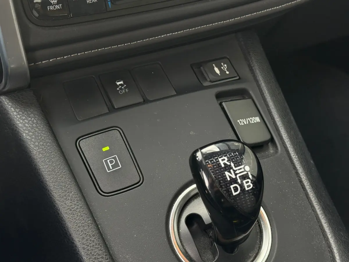 1.8 Hybrid Dynamic Navi|Camera|Dealer onderhouden