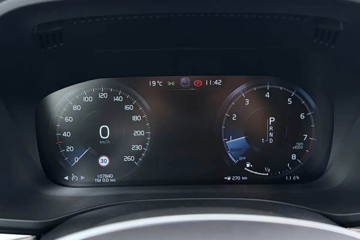 2.0 T5 Inscription | Trekhaak | Leer | 107.000 KM!! | CarPlay | Camera |