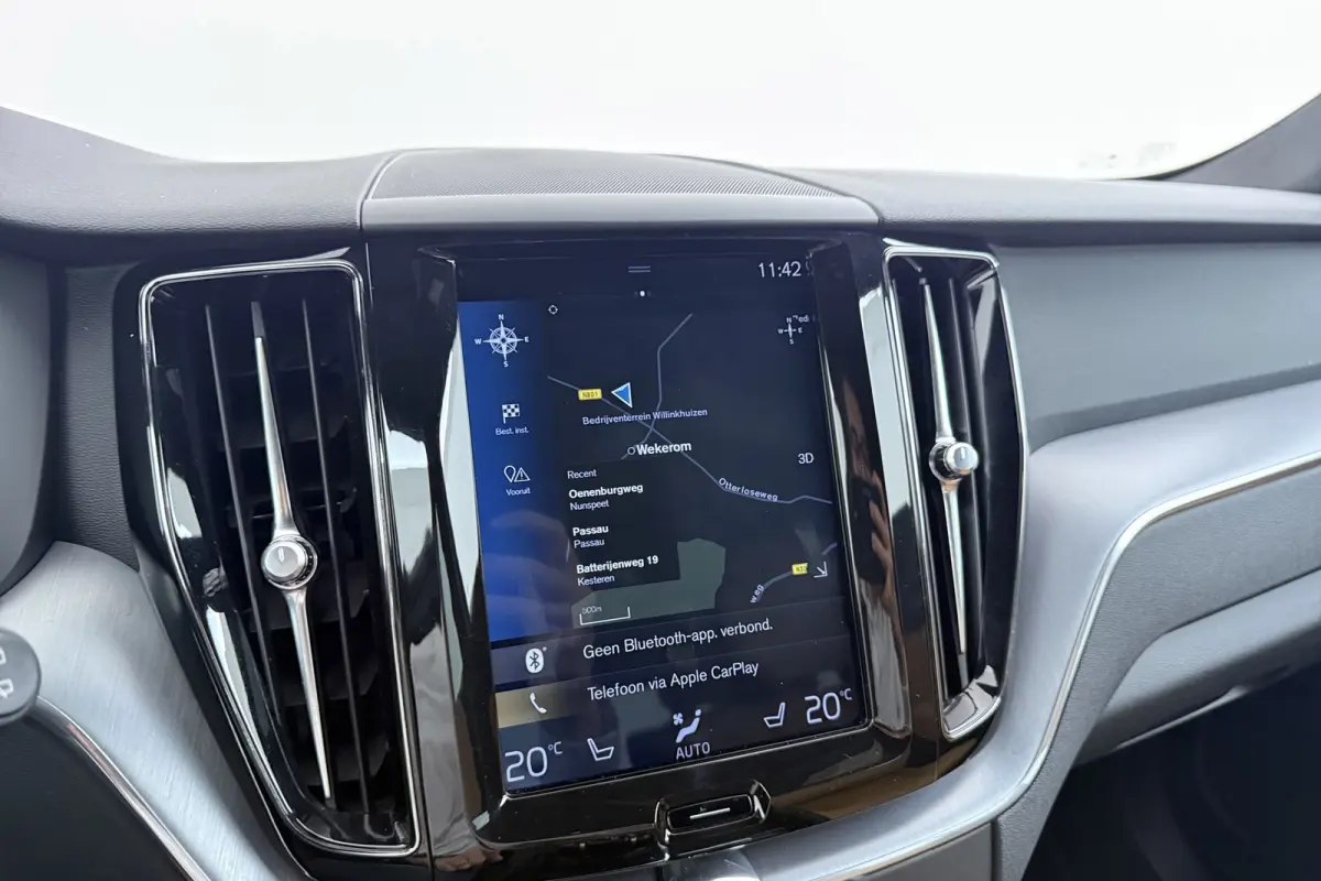 2.0 T5 Inscription | Trekhaak | Leer | 107.000 KM!! | CarPlay | Camera |