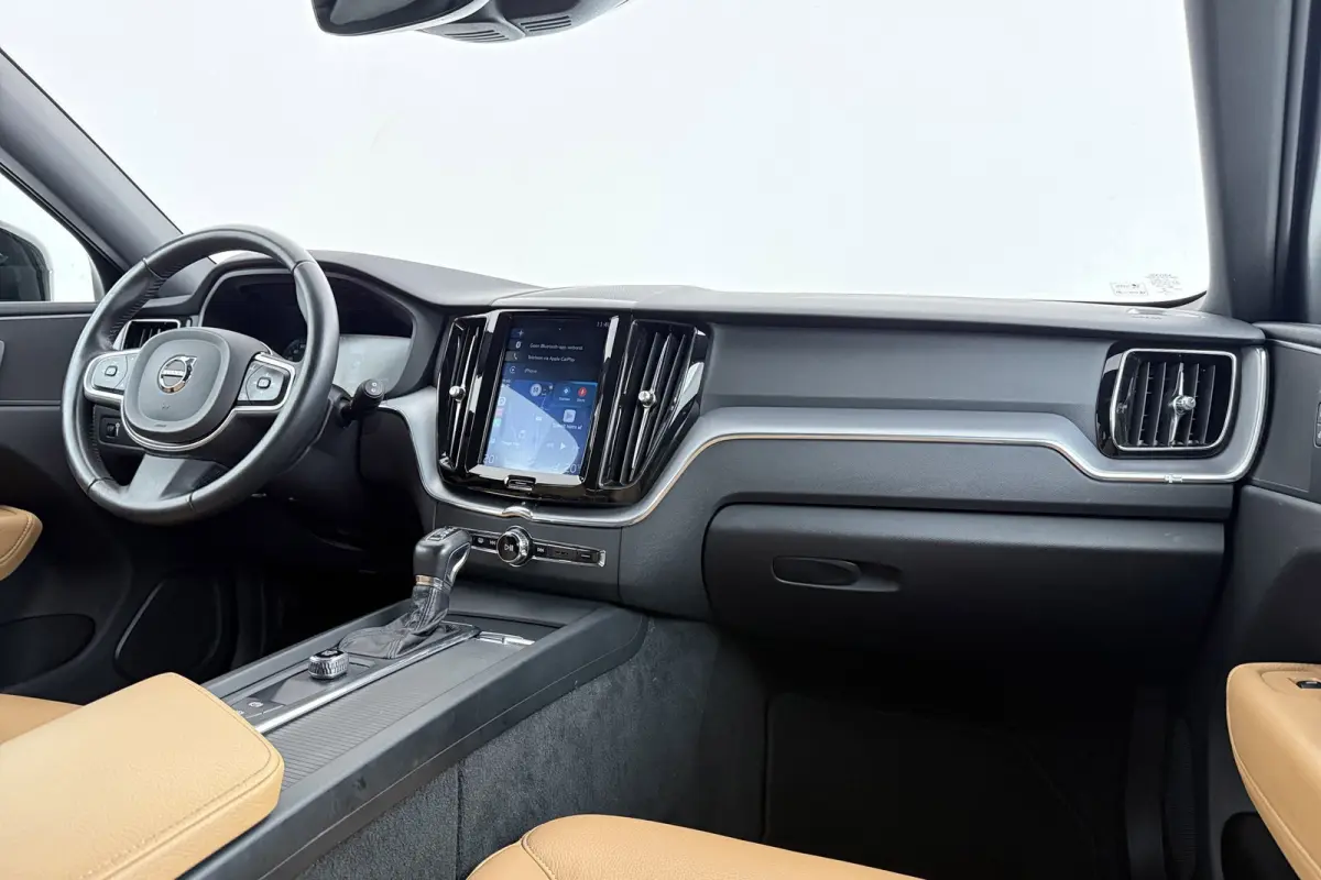2.0 T5 Inscription | Trekhaak | Leer | 107.000 KM!! | CarPlay | Camera |