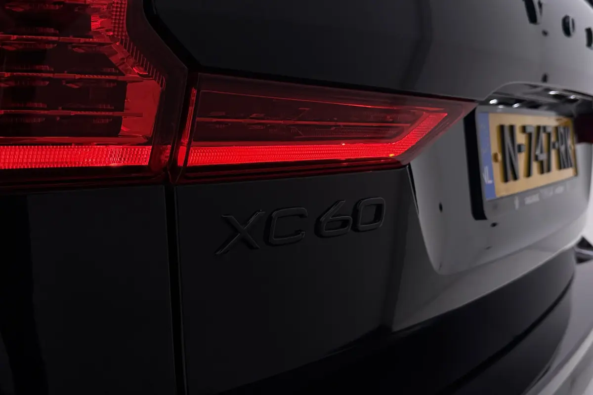 2.0 T5 Inscription | Trekhaak | Leer | 107.000 KM!! | CarPlay | Camera |