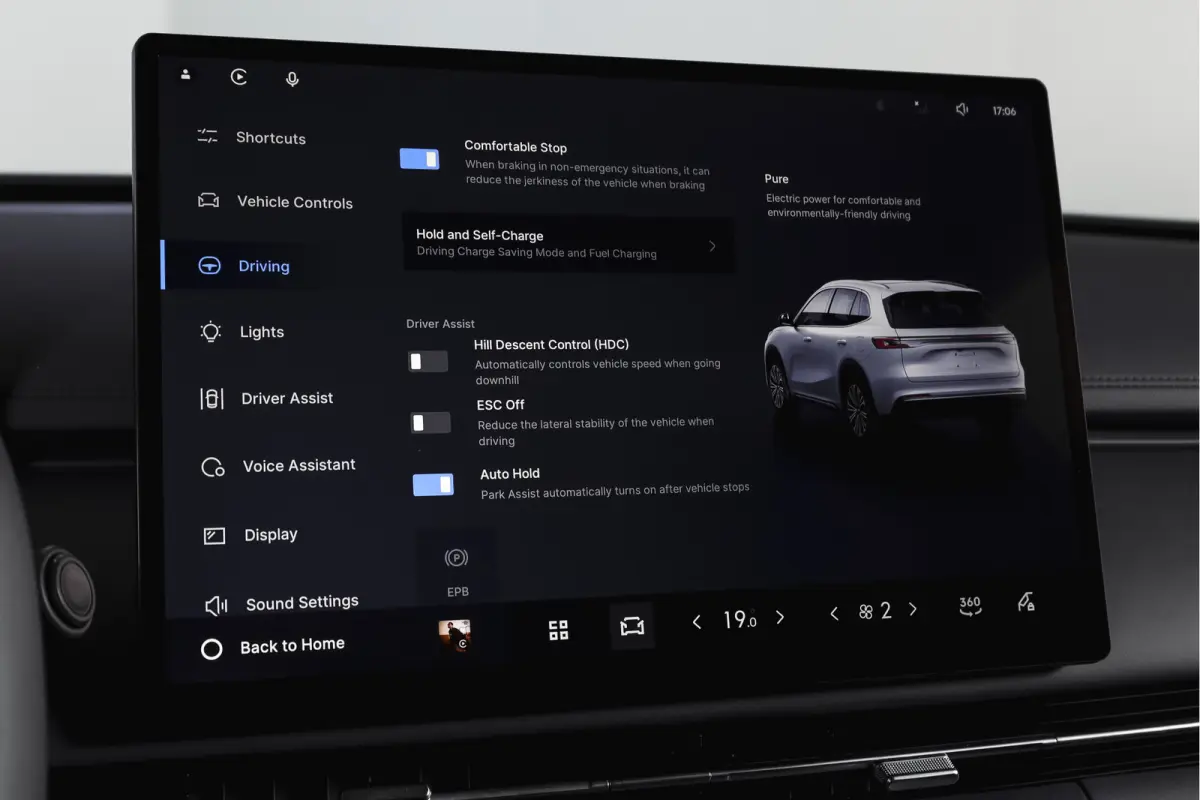 1.5 Pro PHEV | 83km Elektrisch | 360° Camera | Stoel-+Stuurverwarming | Adaptive Cruise | Leer | NAV+Carplay | 18" | 7471