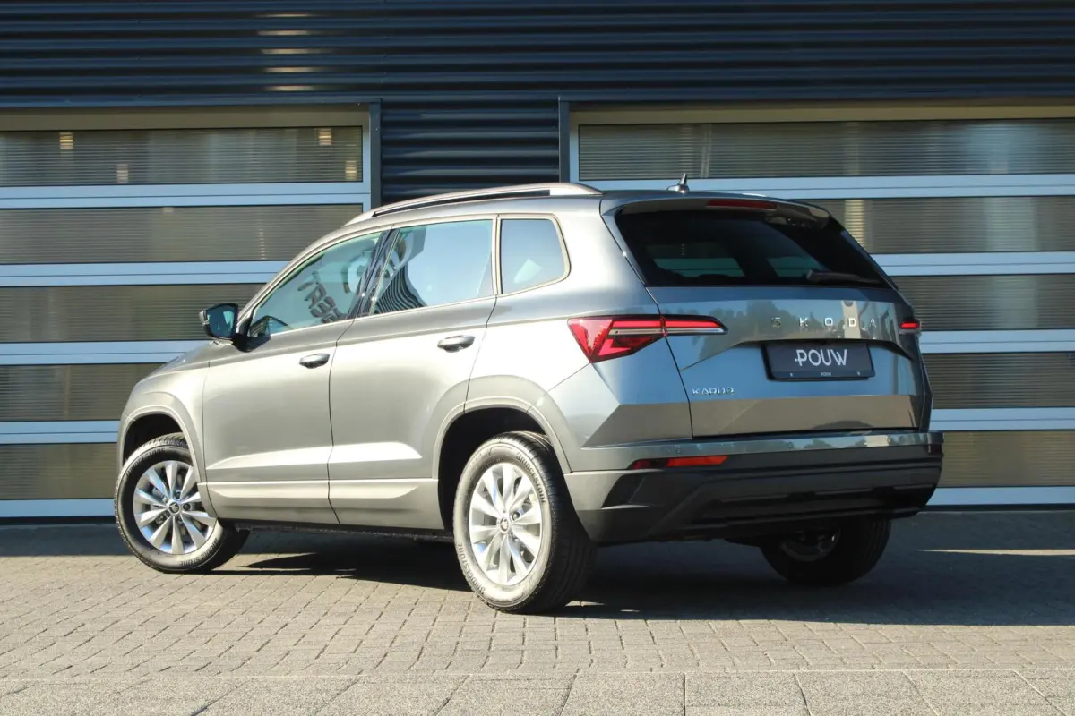 1.0 TSI 115pk Business Edition | Trekhaak Uitklapbaar | Stoelverwarming