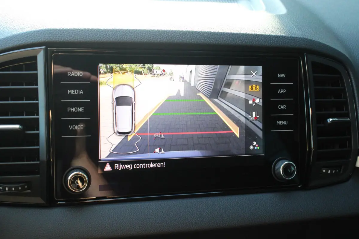 1.0 TSI 115pk Business Edition | Trekhaak Uitklapbaar | Stoelverwarming