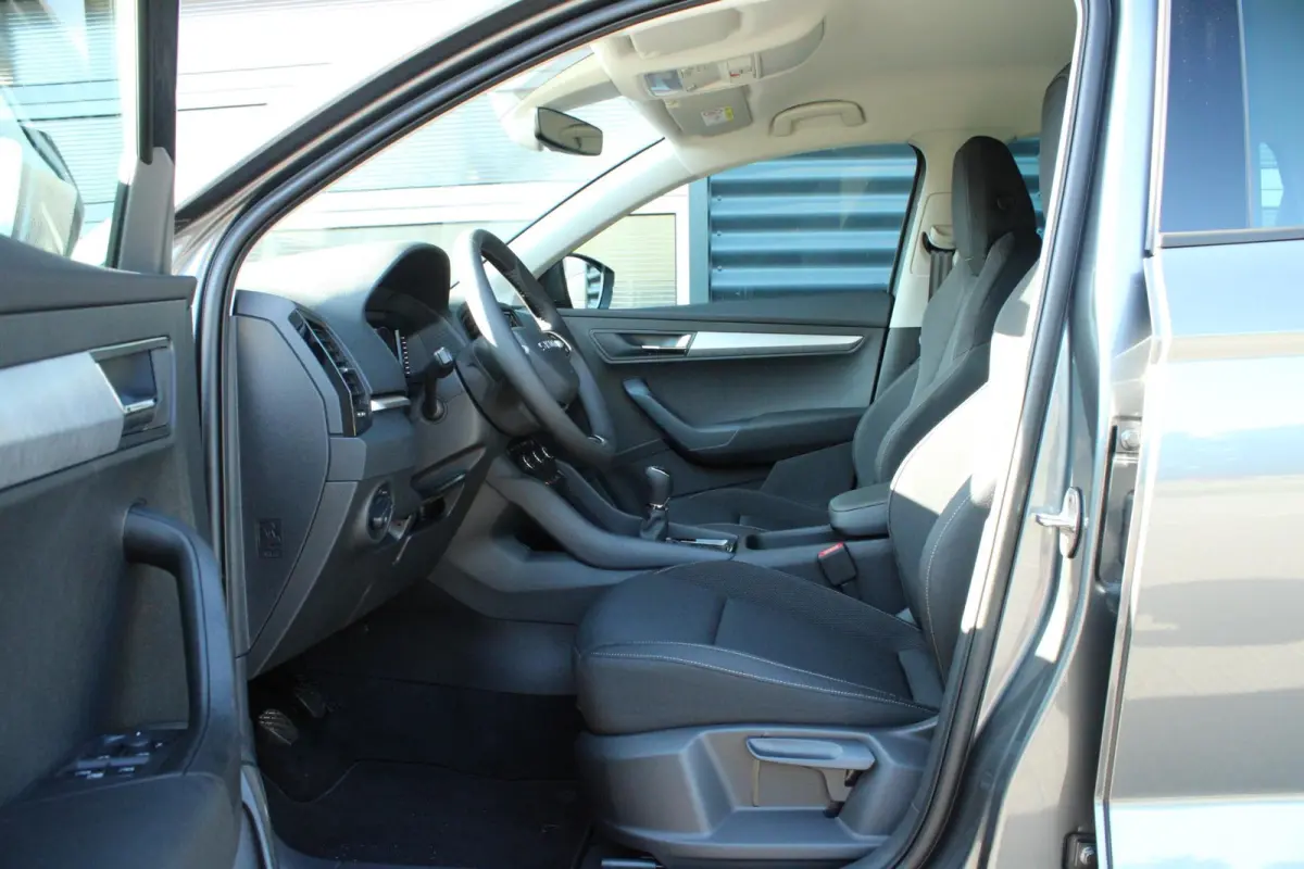 1.0 TSI 115pk Business Edition | Trekhaak Uitklapbaar | Stoelverwarming