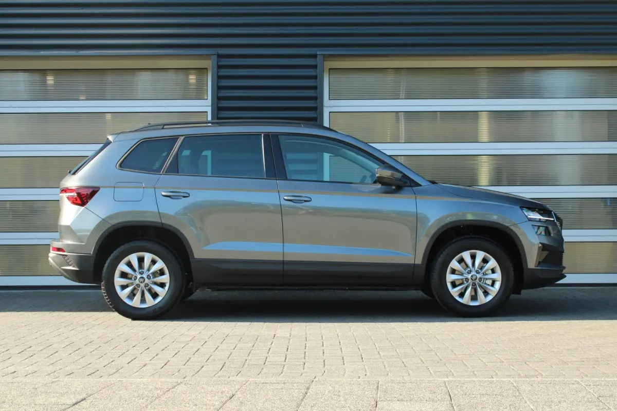 1.0 TSI 115pk Business Edition | Trekhaak Uitklapbaar | Stoelverwarming