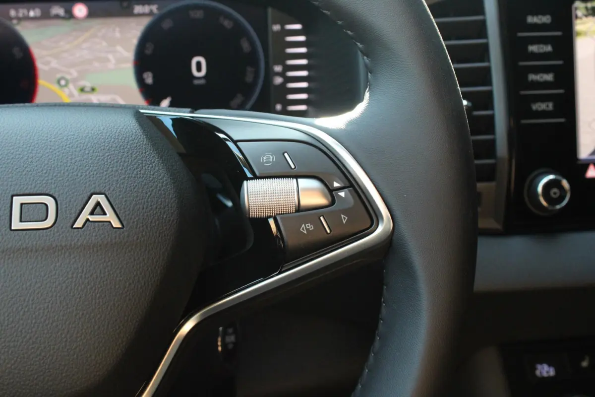 1.0 TSI 115pk Business Edition | Trekhaak Uitklapbaar | Stoelverwarming