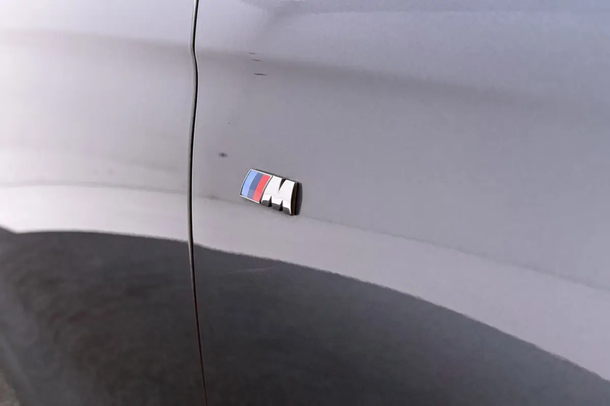 320i Corporate Lease High Executive M-Sport | Org NL | Breed Navi | Sportstoelen | Stoelverwarming | Leer |