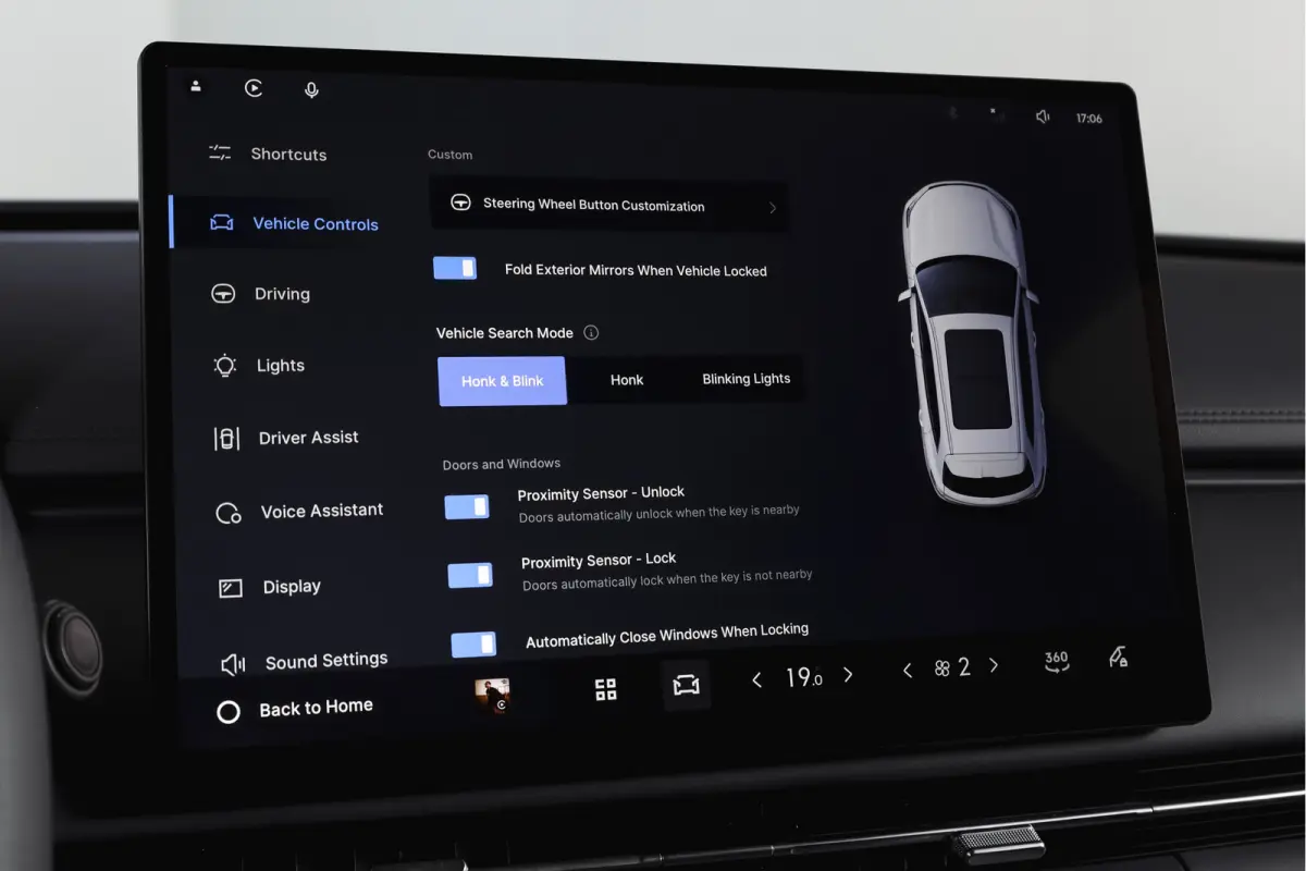 1.5 Pro PHEV | 83km Elektrisch | 360° Camera | Stoel-+Stuurverwarming | Adaptive Cruise | Leer | NAV+Carplay | 18" | 8034
