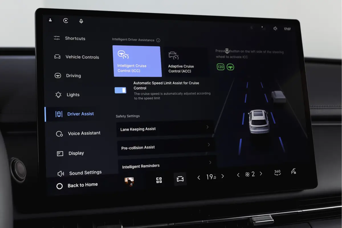 1.5 Pro PHEV | 83km Elektrisch | 360° Camera | Stoel-+Stuurverwarming | Adaptive Cruise | Leer | NAV+Carplay | 18" | 8034