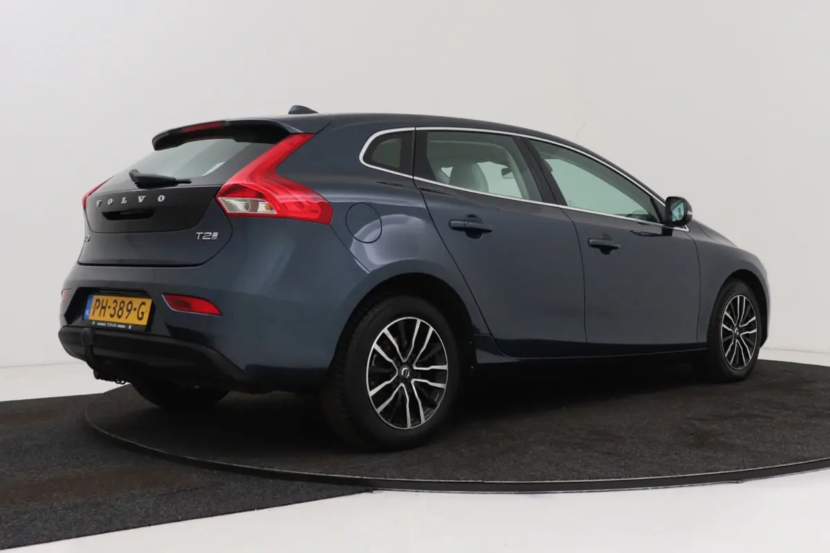 1.5 T2 Nordic+ | Trekhaak | Panoramadak | Org NL | Camera | Leer | Elek. Stoelverstelling |