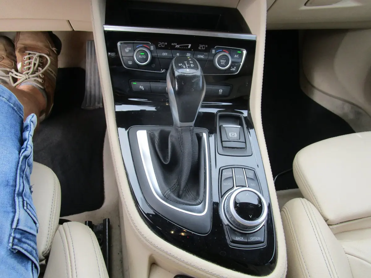 216d Executive leer navi orig holl