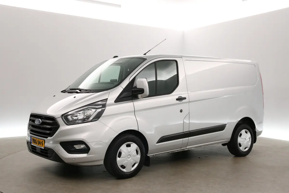 2.0 TDCI L1H1 | Automaat | Airco | Cruise | 3 Zits | Carplay | Navi | Parkeersens.