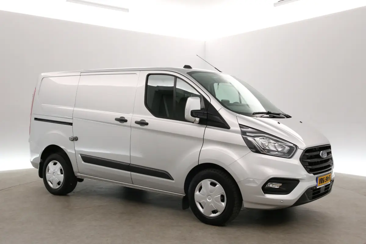 2.0 TDCI L1H1 | Automaat | Airco | Cruise | 3 Zits | Carplay | Navi | Parkeersens.