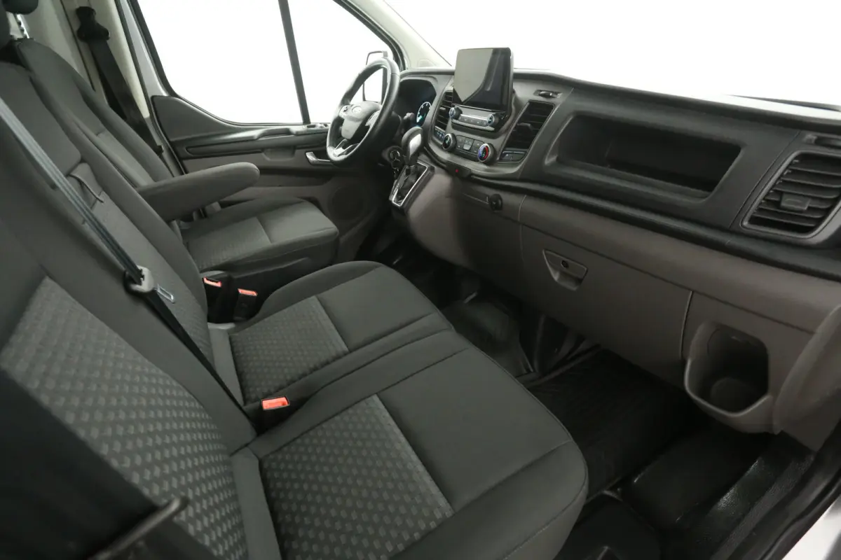 2.0 TDCI L1H1 | Automaat | Airco | Cruise | 3 Zits | Carplay | Navi | Parkeersens.
