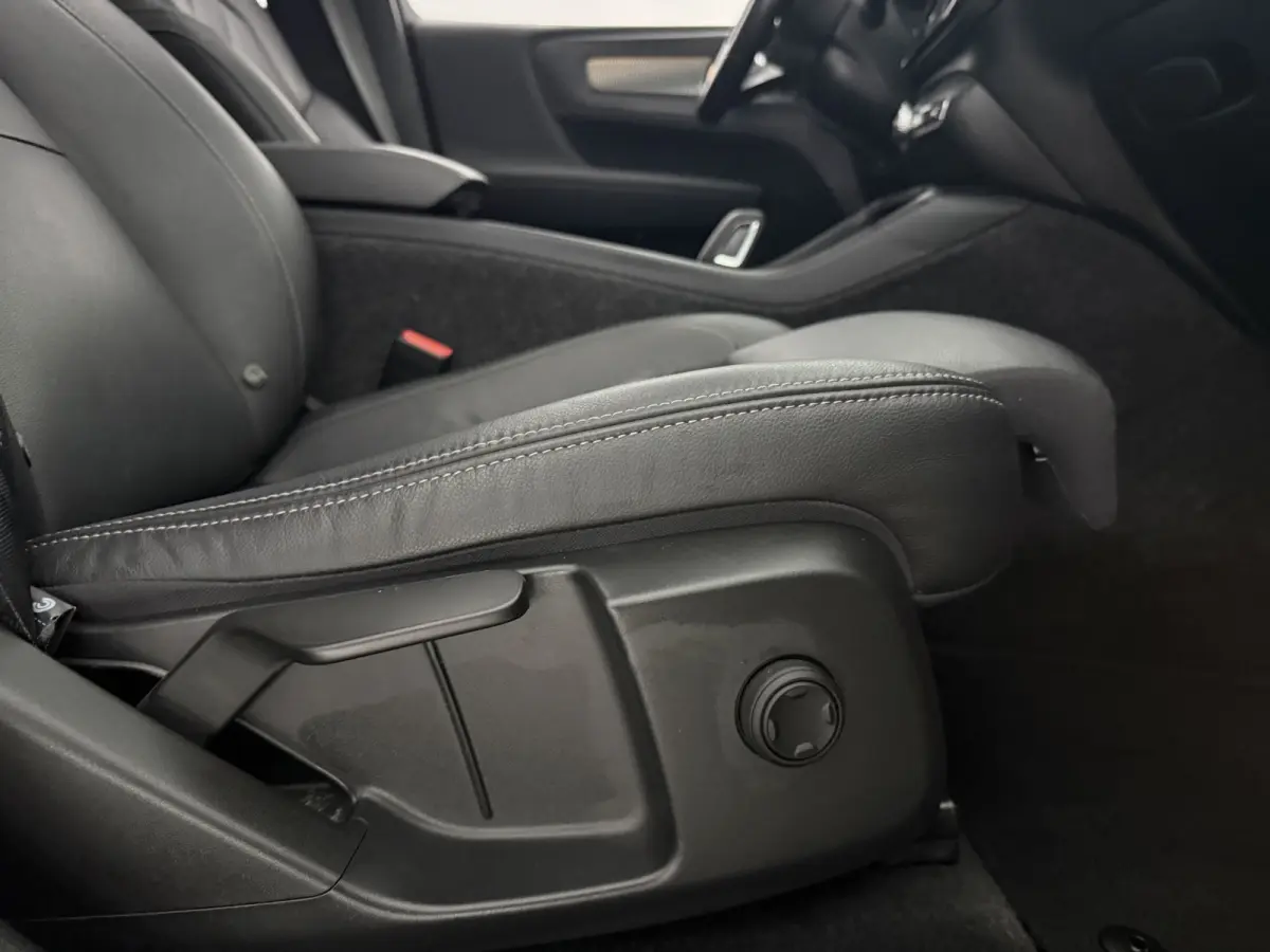 P8 AWD R-Design 78 kWh | Snelladen | SOH 91% | Pano | 360° | Virtual | H/K | Trekhaak | Carplay | Stoel/Stuurverw. | NAP