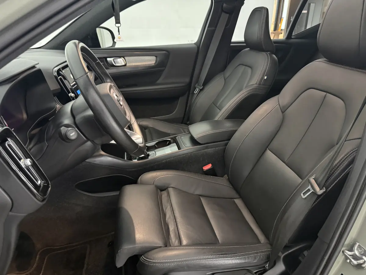 P8 AWD R-Design 78 kWh | Snelladen | SOH 91% | Pano | 360° | Virtual | H/K | Trekhaak | Carplay | Stoel/Stuurverw. | NAP