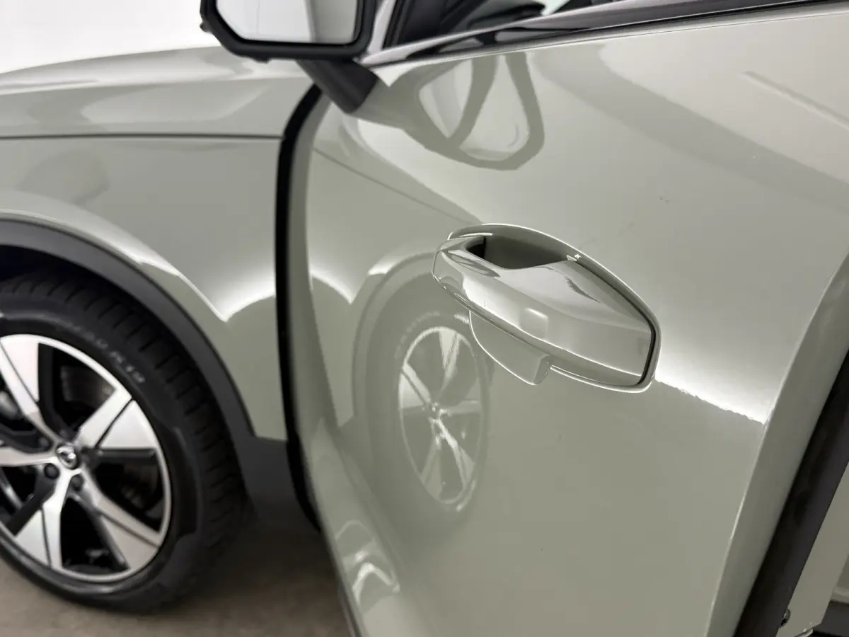 P8 AWD R-Design 78 kWh | Snelladen | SOH 91% | Pano | 360° | Virtual | H/K | Trekhaak | Carplay | Stoel/Stuurverw. | NAP