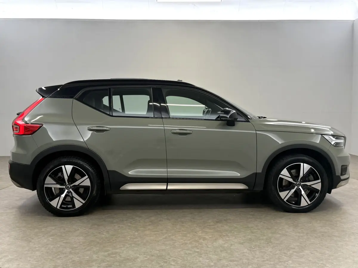 P8 AWD R-Design 78 kWh | Snelladen | SOH 91% | Pano | 360° | Virtual | H/K | Trekhaak | Carplay | Stoel/Stuurverw. | NAP