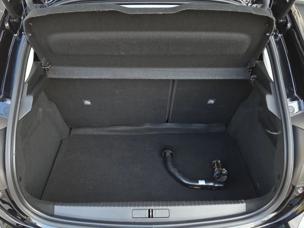1.2 Level 3 Stuur+Stoelverwarming | Camera | LED | Full map navigatie | Carplay/android auto | Parkeersensoren |