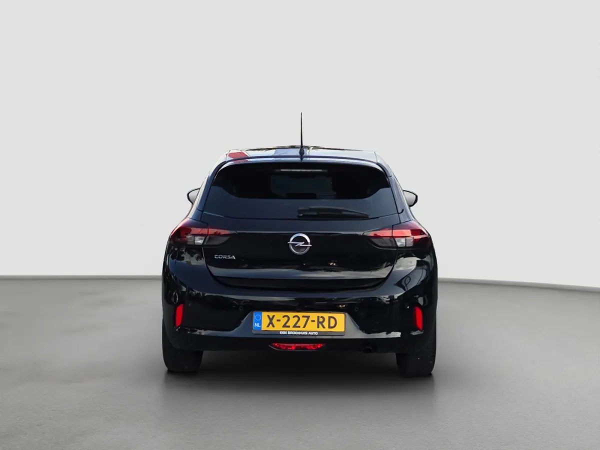 1.2 Level 3 Stuur+Stoelverwarming | Camera | LED | Full map navigatie | Carplay/android auto | Parkeersensoren |