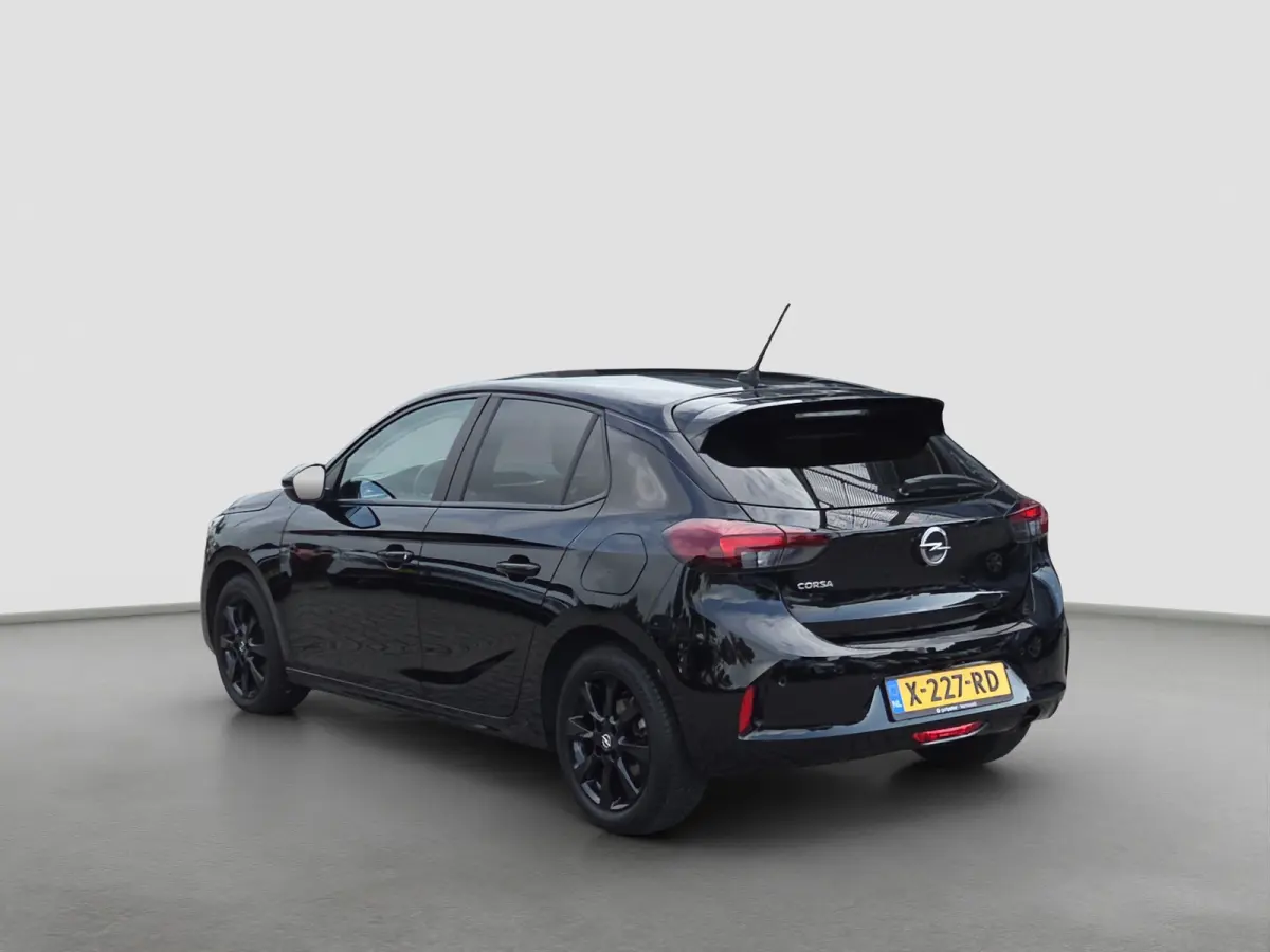 1.2 Level 3 Stuur+Stoelverwarming | Camera | LED | Full map navigatie | Carplay/android auto | Parkeersensoren |