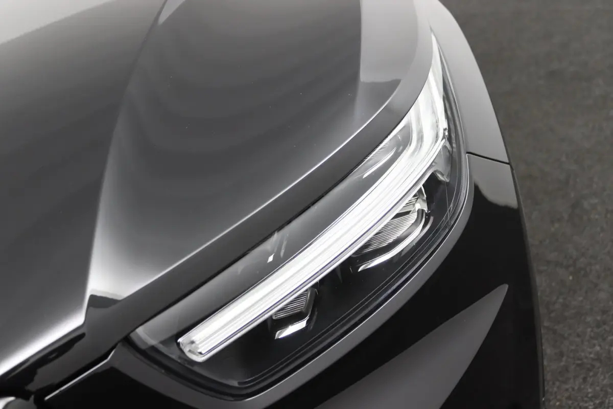 1.5 T4 R-Design | Trekhaak | SoH 91% | Panoramadak | Stoelverwarming | Carplay |