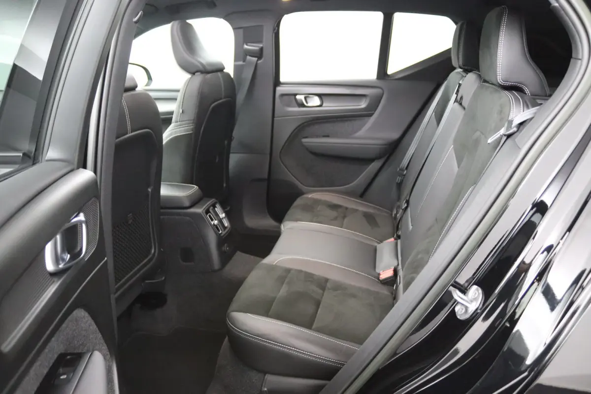 1.5 T4 R-Design | Trekhaak | SoH 91% | Panoramadak | Stoelverwarming | Carplay |