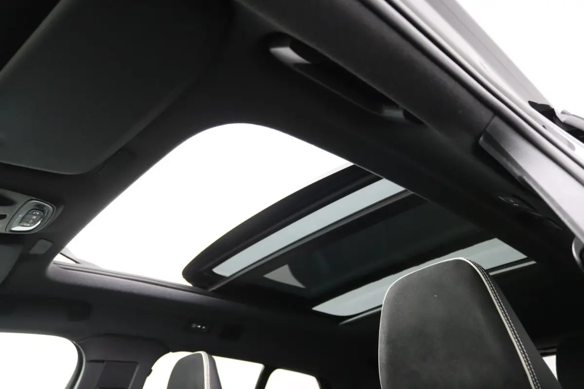 1.5 T4 R-Design | Trekhaak | SoH 91% | Panoramadak | Stoelverwarming | Carplay |