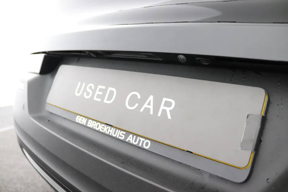 1.5 T4 R-Design | Trekhaak | SoH 91% | Panoramadak | Stoelverwarming | Carplay |