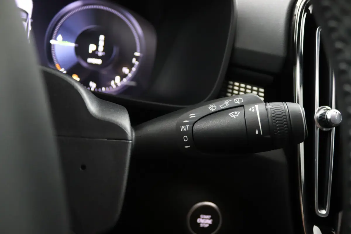 1.5 T4 R-Design | Trekhaak | SoH 91% | Panoramadak | Stoelverwarming | Carplay |