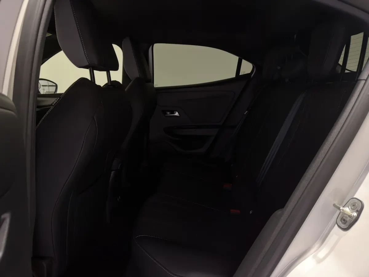 GS Line 50-kWh 11kw bl. | ACC | Keyless | Stoelen & stuur verwarmd
