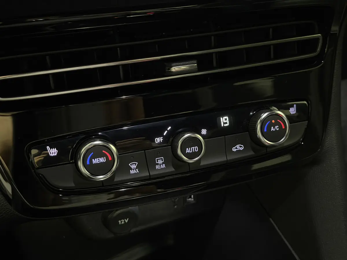 GS Line 50-kWh 11kw bl. | ACC | Keyless | Stoelen & stuur verwarmd