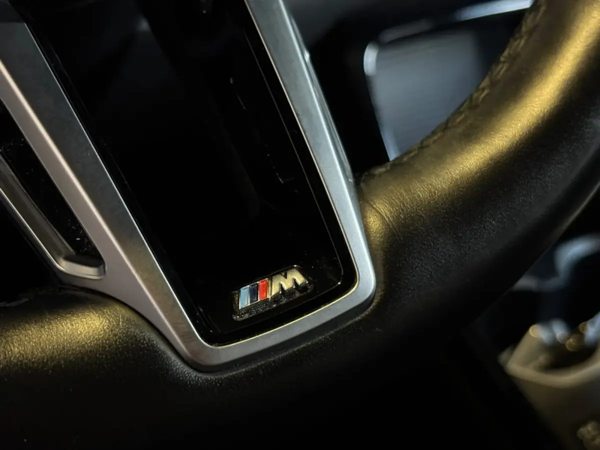 XDrive30 Launch Edition M-SPORT 96% SOH (NL-auto, Dealer OnderH, Camera, Carplay, Navi, Leder, Climate Con, Etc)