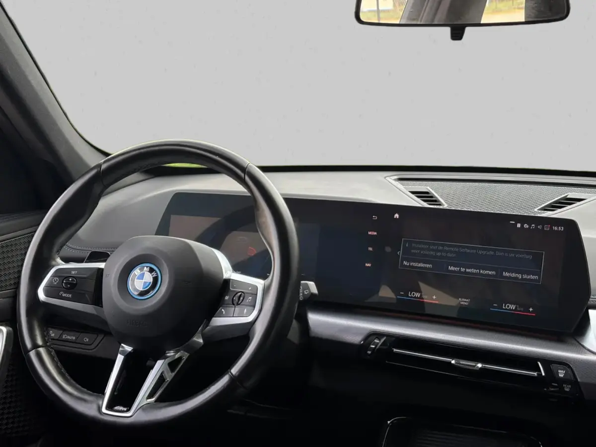 XDrive30 Launch Edition M-SPORT 96% SOH (NL-auto, Dealer OnderH, Camera, Carplay, Navi, Leder, Climate Con, Etc)