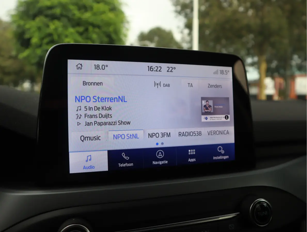 1.0 EcoBoost Hybrid Titanium Style Navi / Carplay / Blis / Afn.Trekh / Adap. Cruise / Mild-Hybride