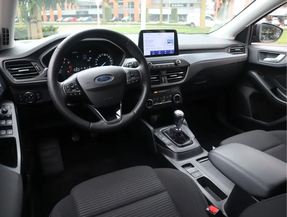 1.0 EcoBoost Hybrid Titanium Style Navi / Carplay / Blis / Afn.Trekh / Adap. Cruise / Mild-Hybride