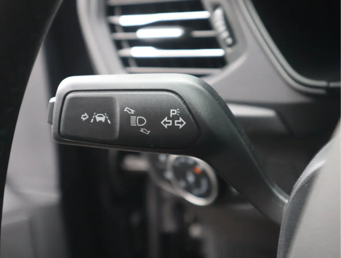 1.0 EcoBoost Hybrid Titanium Style Navi / Carplay / Blis / Afn.Trekh / Adap. Cruise / Mild-Hybride