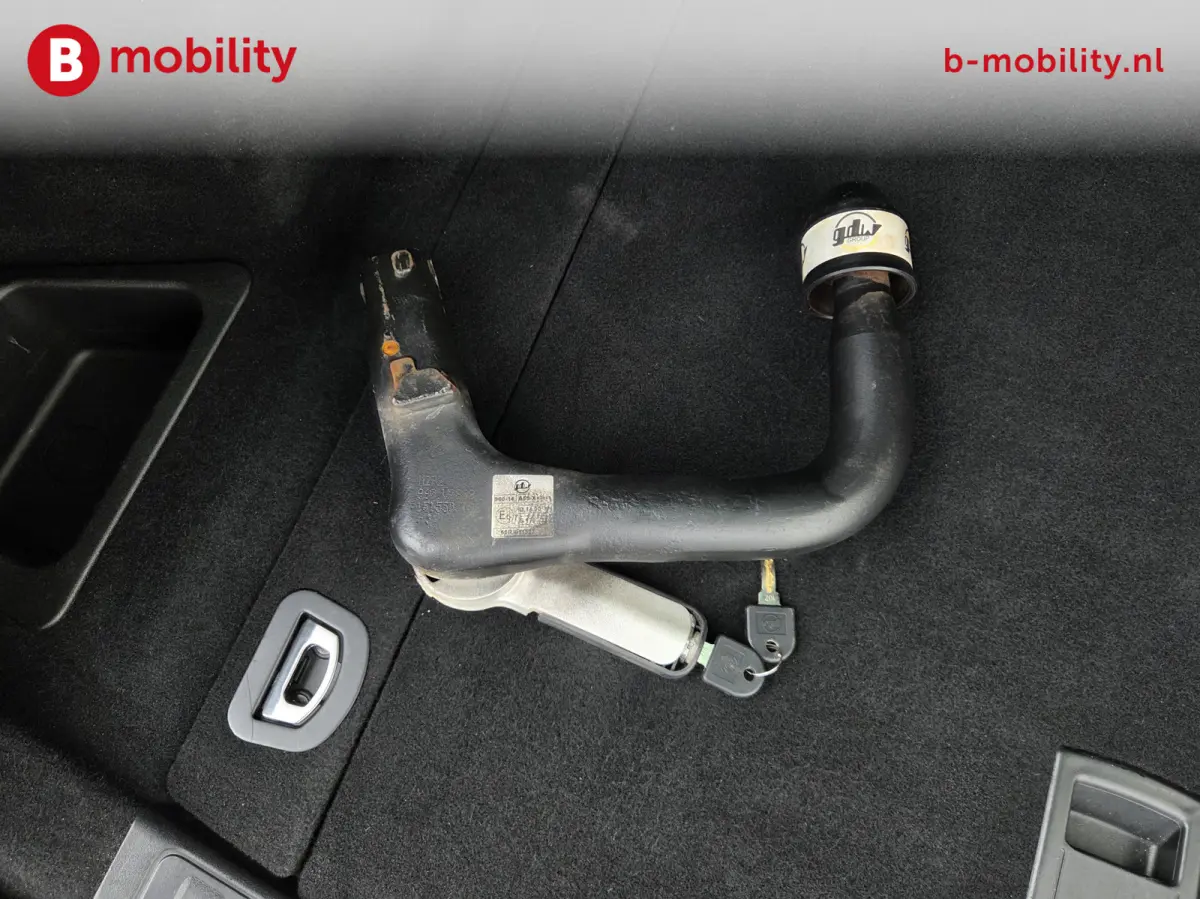 2.0 T AWD 281PK Special Edition Automaat Trekhaak 2300kg | Elek. Stoel | Achteruitrijcamera | Leer | Stuur/Stoelverwarming