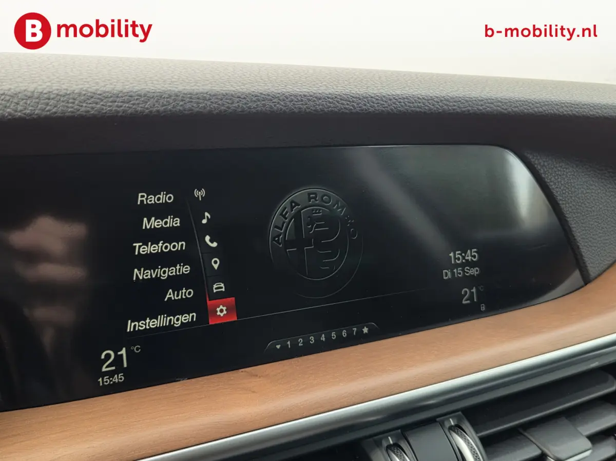2.0 T AWD 281PK Special Edition Automaat Trekhaak 2300kg | Elek. Stoel | Achteruitrijcamera | Leer | Stuur/Stoelverwarming