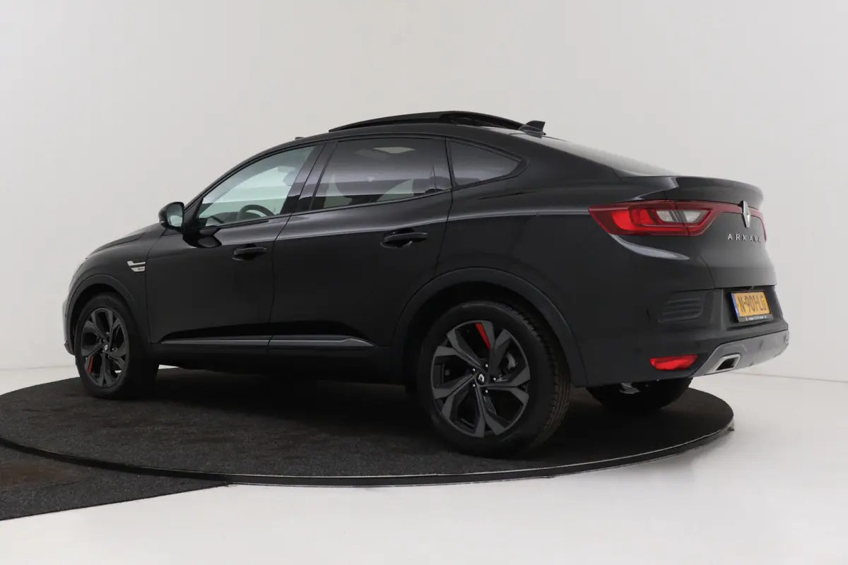 1.6 E-Tech Hybrid 145 R.S. Line | Org NL | Panoramadak | Carplay | Camera | Adap. Cruise | Leer | Stoelverwarming |
