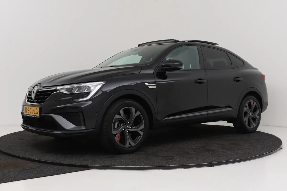 1.6 E-Tech Hybrid 145 R.S. Line | Org NL | Panoramadak | Carplay | Camera | Adap. Cruise | Leer | Stoelverwarming |