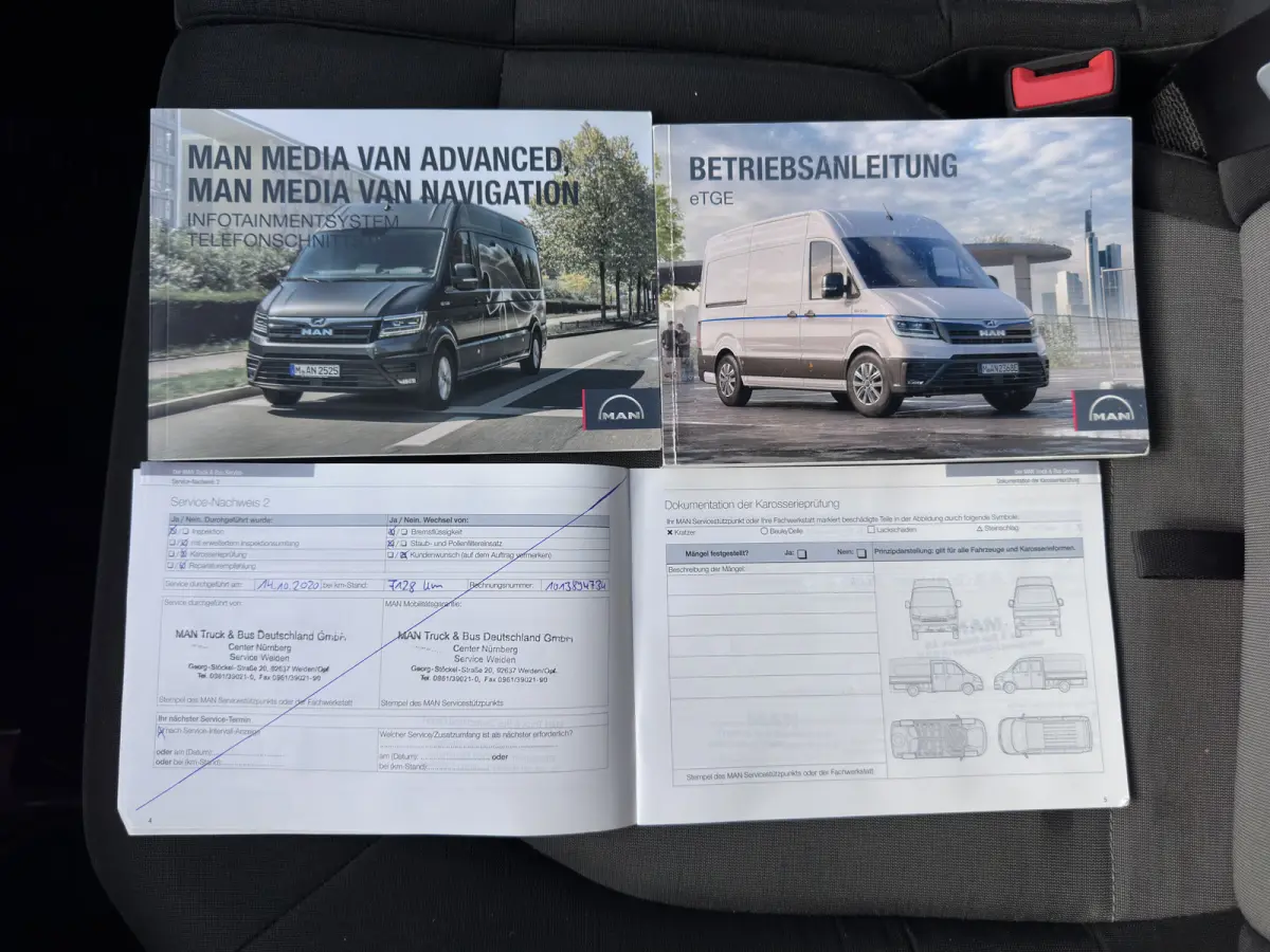 Basis 36 kWh L3 H3 (2-Fase) {SoH-88%} Aut. *HEATPUMP | NAVI-FULLMAP | AIRCO | CRUISE | CAMERA | HEATED-ERGO-SEATS | PDC | DAB | WIFI | FULL-LED | 3-PERS |  CCS-FASTLOADER*