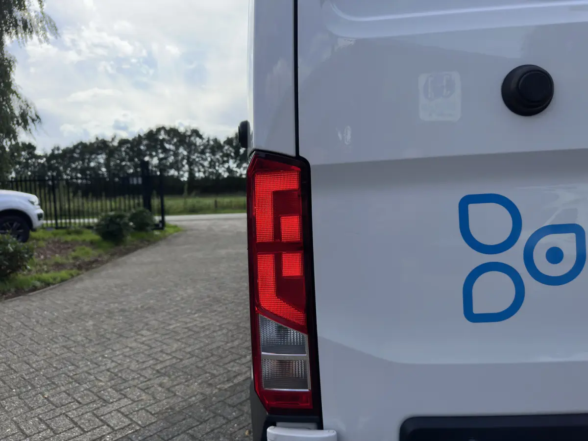 Basis 36 kWh L3 H3 (2-Fase) {SoH-88%} Aut. *HEATPUMP | NAVI-FULLMAP | AIRCO | CRUISE | CAMERA | HEATED-ERGO-SEATS | PDC | DAB | WIFI | FULL-LED | 3-PERS |  CCS-FASTLOADER*