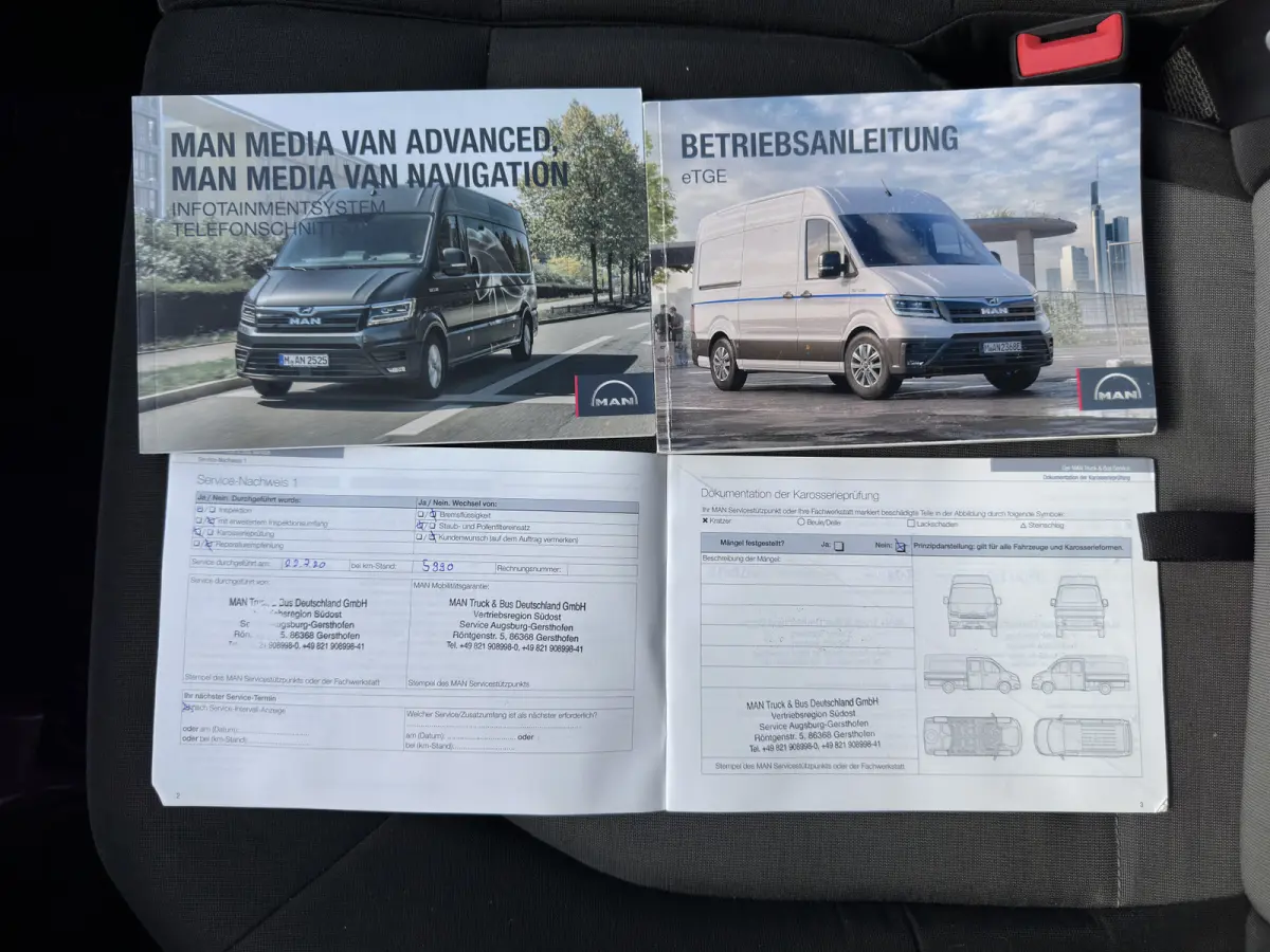 Basis 36 kWh L3 H3 (2-Fase) {SoH-88%} Aut. *HEATPUMP | NAVI-FULLMAP | AIRCO | CRUISE | CAMERA | HEATED-ERGO-SEATS | PDC | DAB | WIFI | FULL-LED | 3-PERS |  CCS-FASTLOADER*